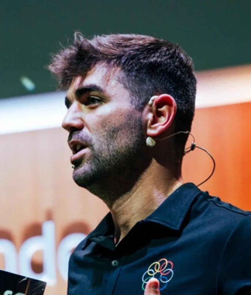 Álvaro Corral